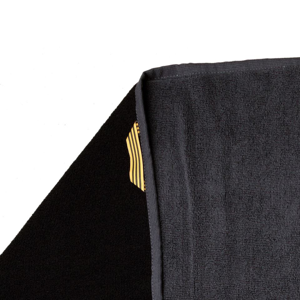 Serviette Glock Perfection